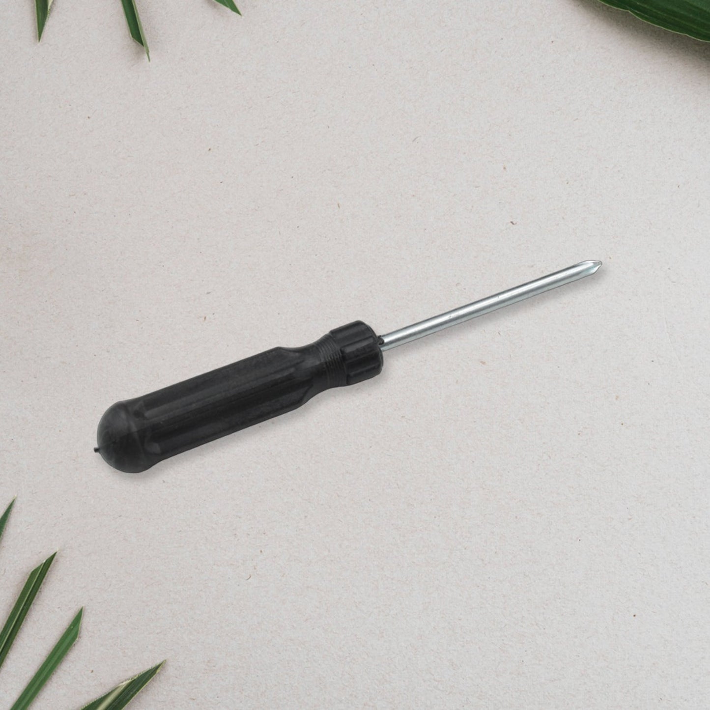 A Small Pocket Size Slotted Cross Head Flat Magnetic Screwdriver, Small Slotted Screwdriver Flat Head with Black Handle for Small Appliances (1 Pc)