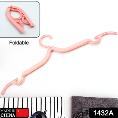 A Travel Hangers, Portable Folding Clothes Hangers for Scarves Suits Trousers Pants Shirts Socks Underwear Travel Home Foldable Clothes Drying Rack