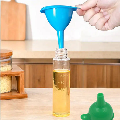 Silicone Funnel For Pouring Oil, Sauce, Water, Juice And Small Food-GrainsFood Grade Silicone Funnel (1 Pc Green)