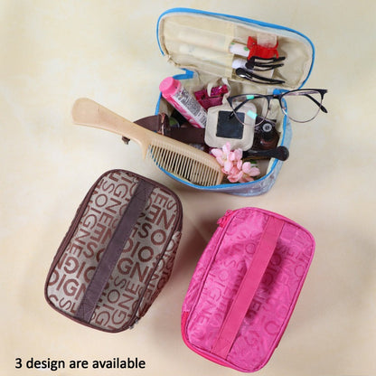 6228 PORTABLE MAKEUP BAG WIDELY USED BY WOMEN’S FOR STORING THEIR MAKEUP EQUIPMENT’S AND ALL WHILE TRAVELLING AND MOVING. 