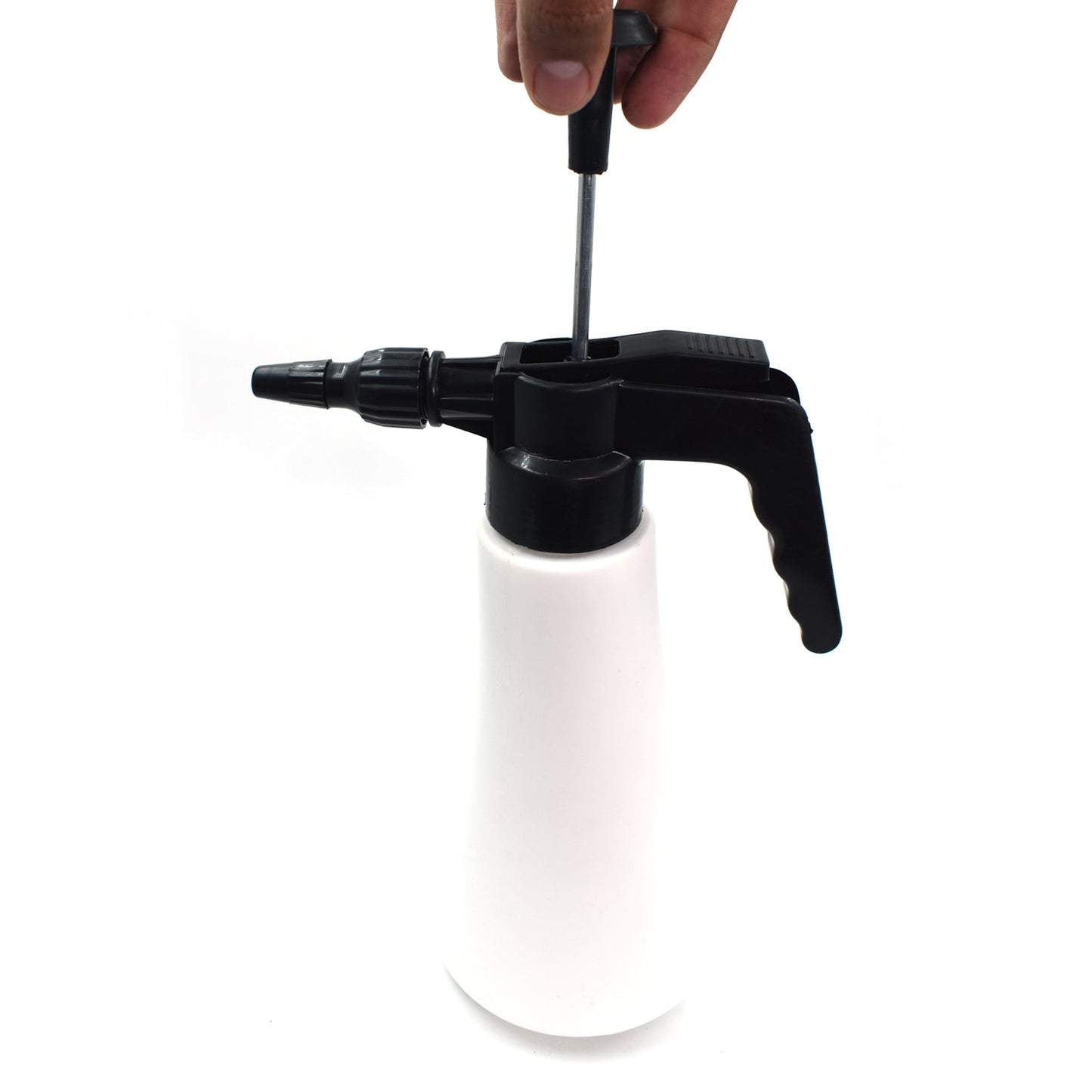 9023 1 litre Garden Sprayer used in all kinds of garden and park for sprinkling and showering purposes. 