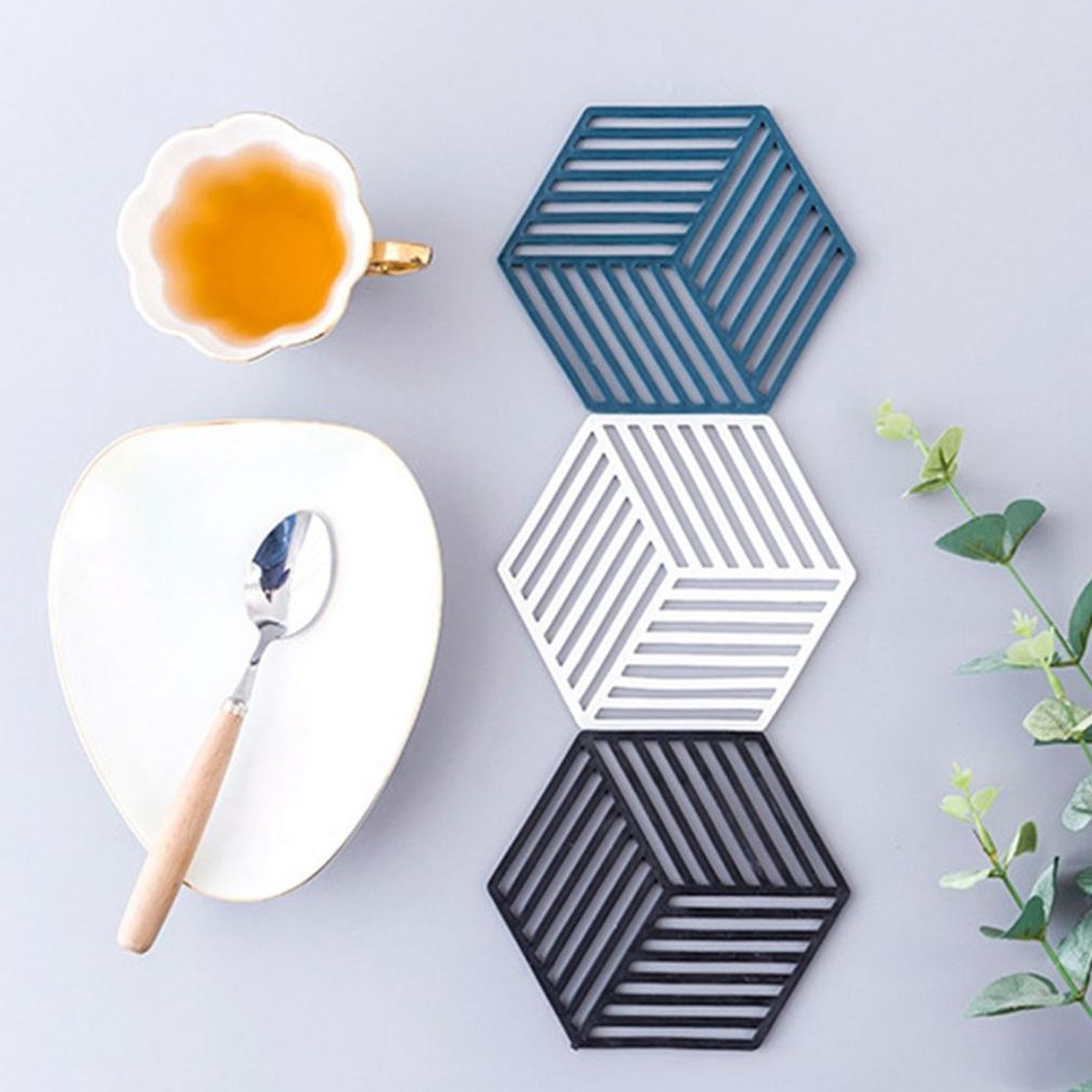 4051 Dining Table mat Heat Insulation pad Nordic Heat-Resistant Anti-Scald mats Household Kitchen Pot mats Coasters ( 1 pcs ) 