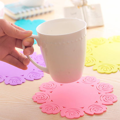 Kitchen Gadget Accessories Plate Cup Mat Rose, Simple Circular Coasters for Kitchen Cafe Restaurant, Placemats for Dining Table, Coasters, Tabletop Protection, Anti-Scald Easy to clean (1 Pc)