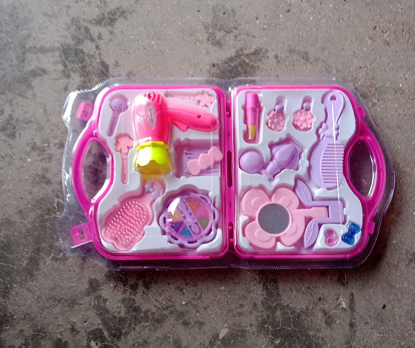 Beauty Make up Set for Kids Girls with Fold-able Suitcase (Multicolour)