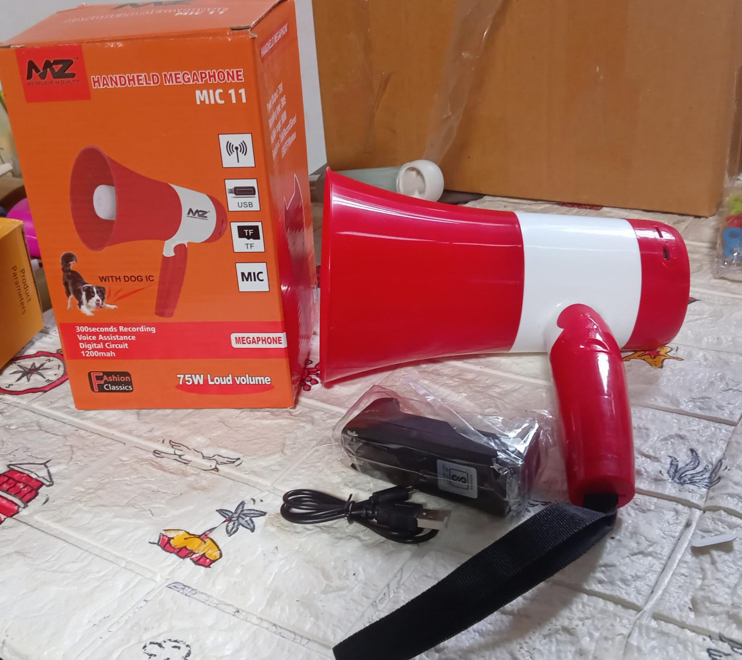 a Megaphone Bluetooth 75 Watts Handheld Dynamic Megaphone Outdoor, Indoor PA System Talk/Record/Play/Music/Siren